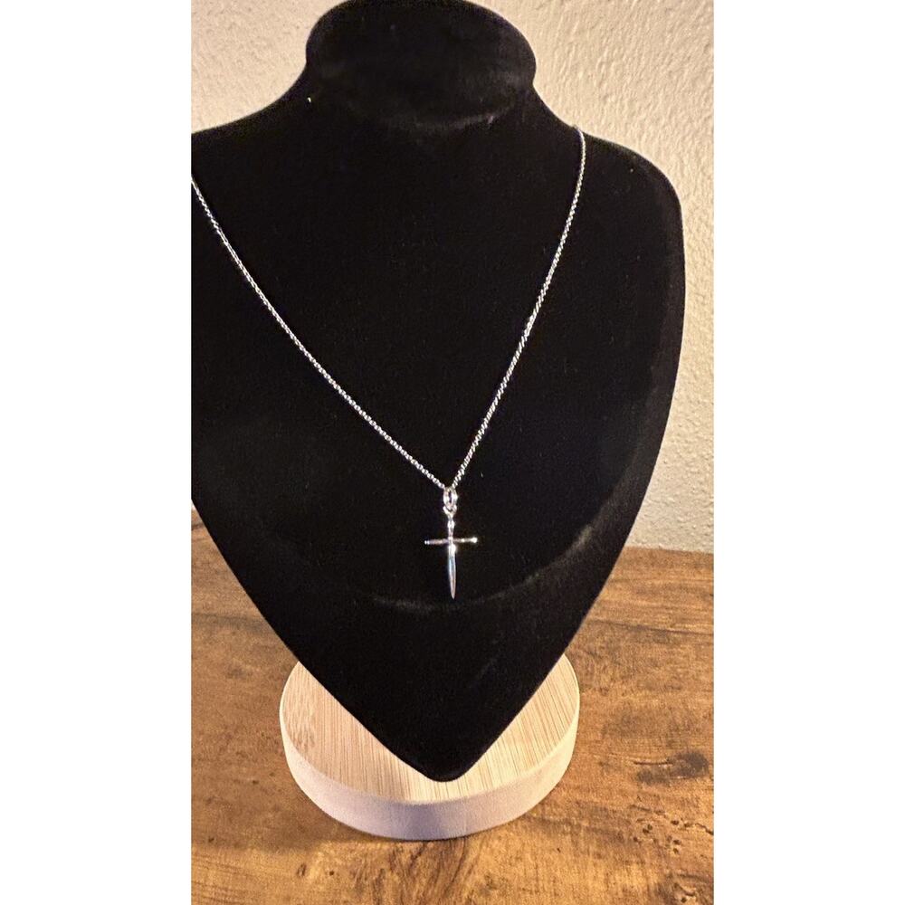 Sterling Silver 925 Cross Pendant Necklace Italy 18” Chain Religious Dainty￼